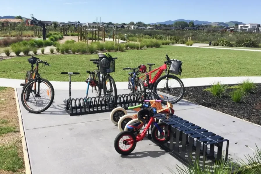 bicycle parking Kaniera Terrace, Cambridge 3493, New Zealand